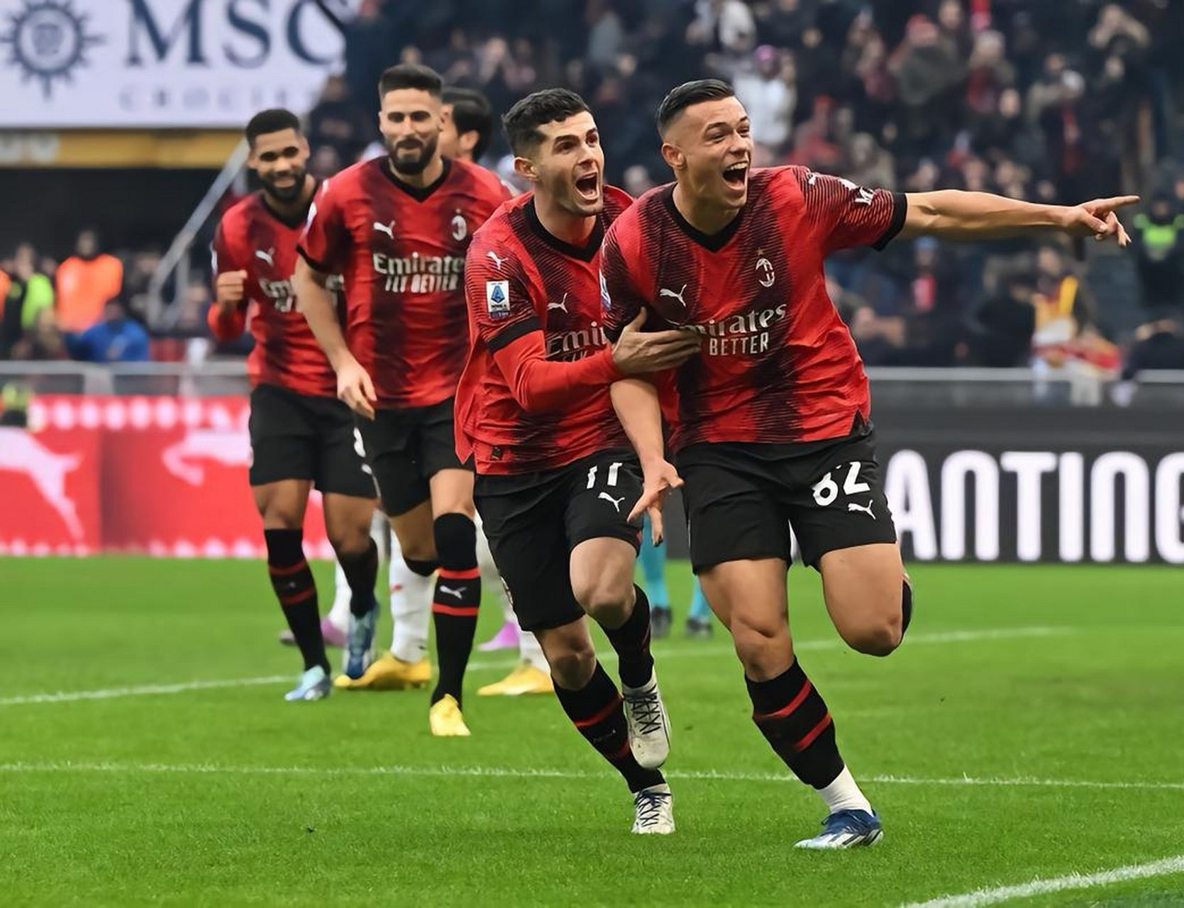 爱游戏APP关于国际比赛日意甲焦点战，西汉姆篮板制胜，气氛紧张，训练强度明显提升的信息